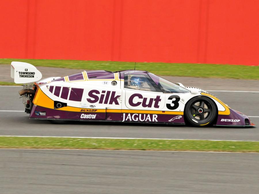  Jaguar XJR8 1987 года  (фото 15 из 16)